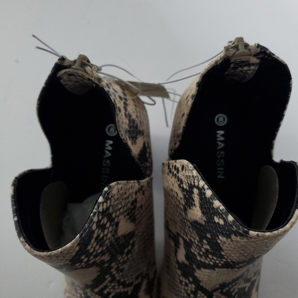 Massini Trisha snakeskin print boot size 8 - Picture 10 of 11